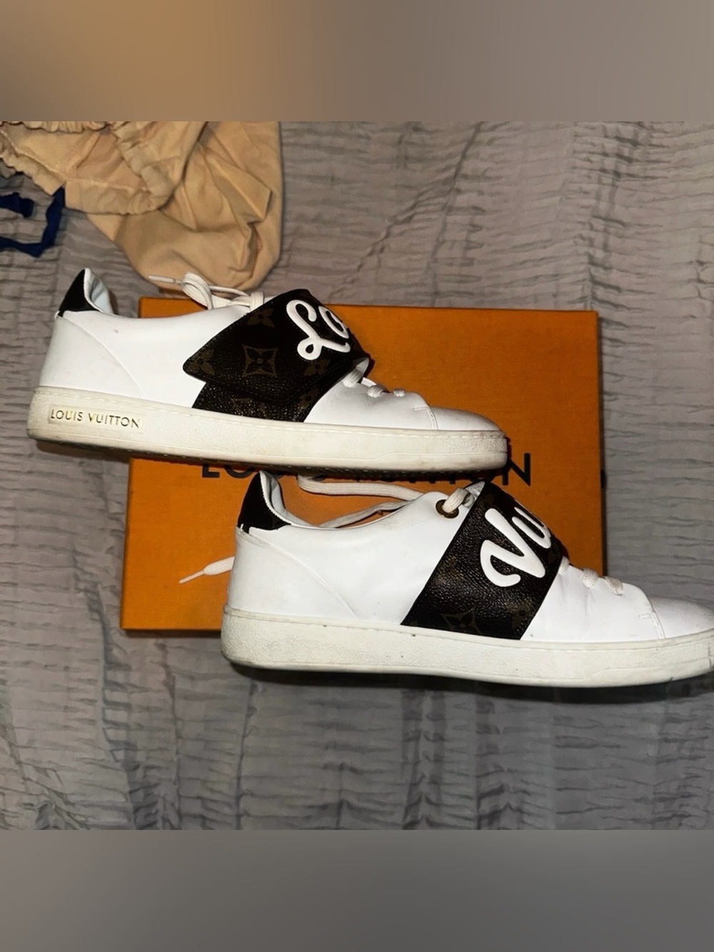 Louis Vuitton Frontrow Monogram Strap Sneakers White/Brown Preowned - Picture 4 of 4